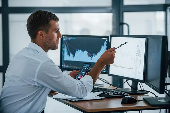 Financial Services & Banking